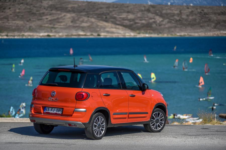  Fiat 500L Cross (330) 2017 года  (фото 34 из 39)